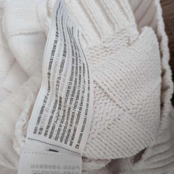 Abercrombie White Knit Mockeneck Sweater - size XS/S - Picture 5 of 5